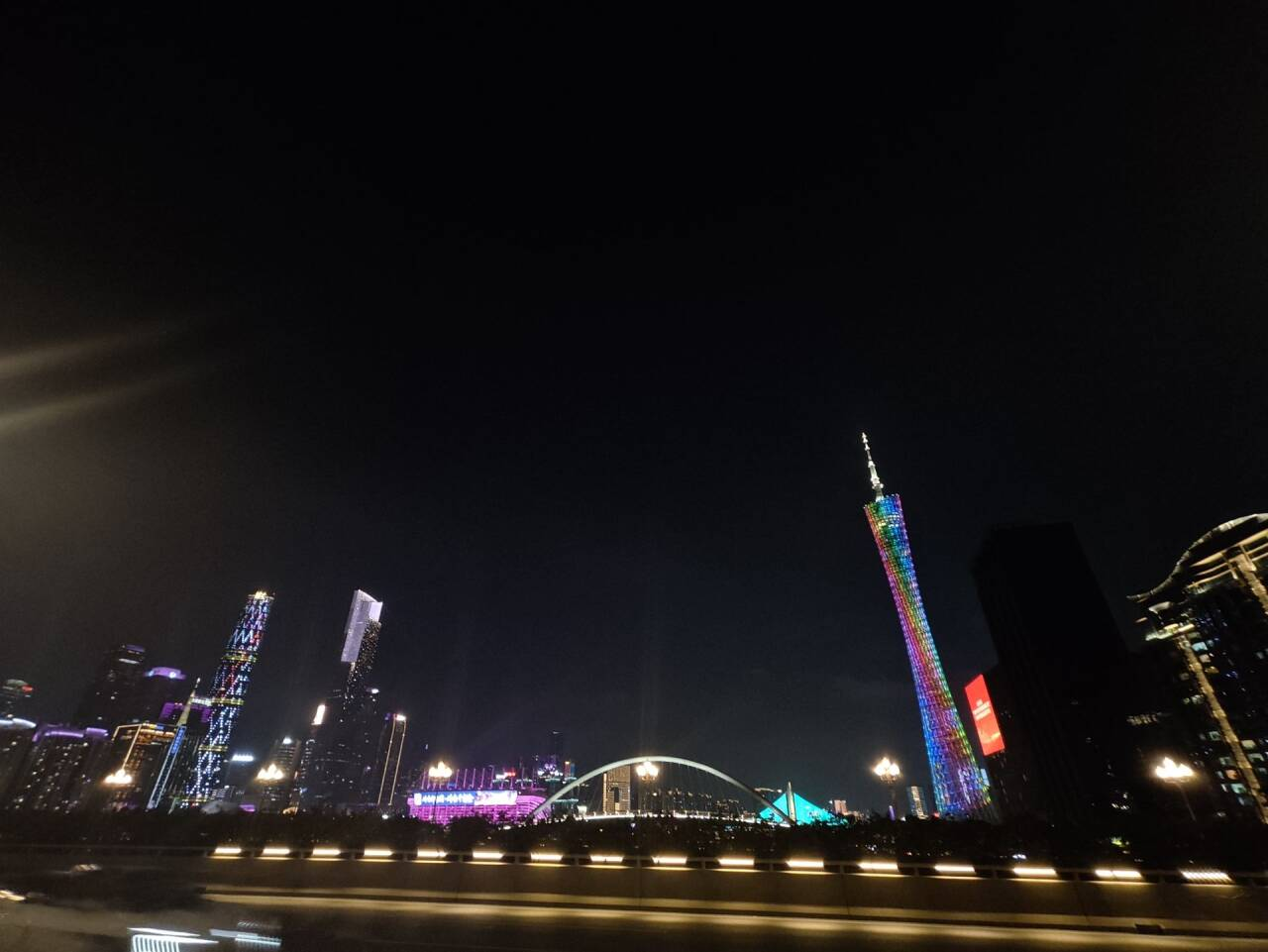 重返广州大桥所摄